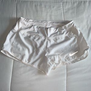 white nike women’s running shorts